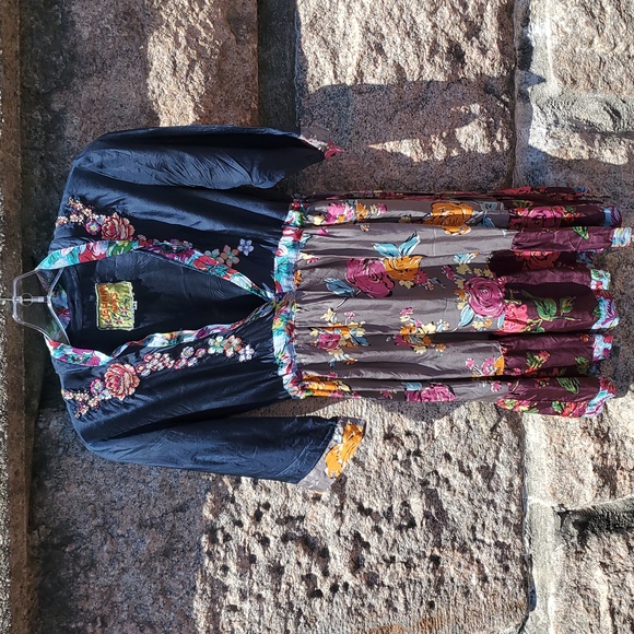 Johnny Was Floral Silk Kimono Navy Blue XS - Picture 1 of 16
